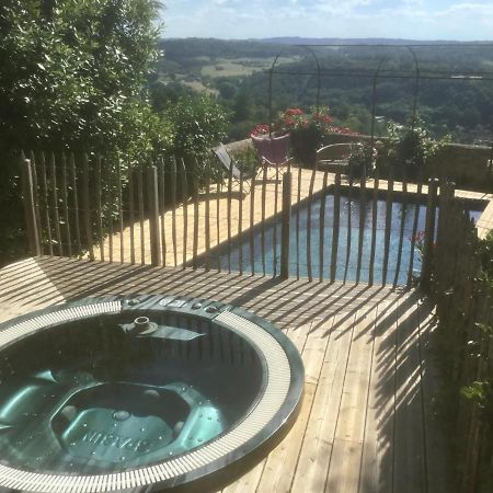 1 Logis A Domme - Piscine & Spa Экстерьер фото